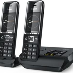 Gigaset COMFORT 550A. Typ: Analoges/DECT-Telefon, Hörertyp: Kabelgebundenes Mobilteil. Freisprecheinrichtung. Maximum Innenabstand: 50 m, Maximum Außenabstand: 300 m. Telefonbuch Kapazität: 200 Eintragungen. Anrufer-Identifikation. Bildschirmdiagonale: 5,59 cm (2.2"). SMS (Kurznachrichtendienst). Produktfarbe: Schwarz. Anzahl enthaltener Handsets: 2 (L36852-H3021-B104)