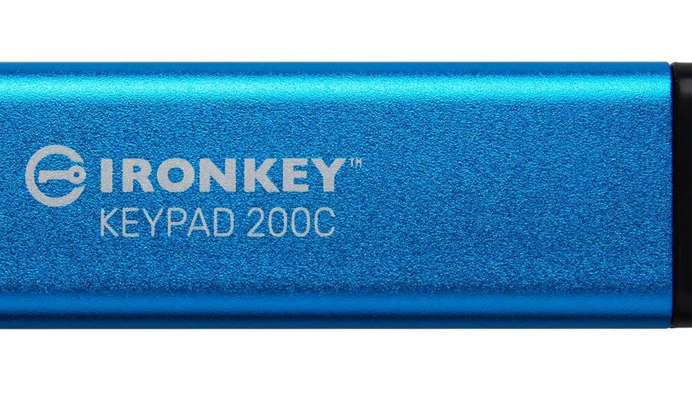 Kingston IronKey Keypad 200C - USB-Flash-Laufwerk - verschlüsselt - 512GB - USB 3,2 Gen 1 (IKKP200C/512GB)