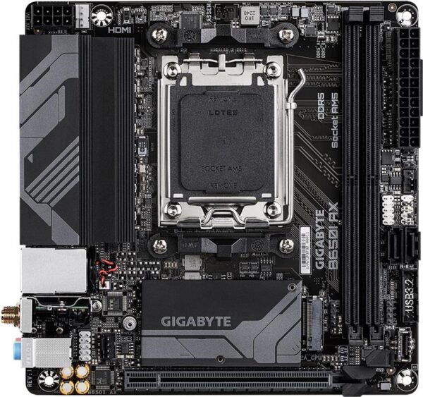 Gigabyte B650I AX - 1,0 - Motherboard - Mini-ITX - Socket AM5 - AMD B650 Chipsatz - USB 3,2 Gen 1, USB-C 3,2 Gen 1, USB 3,2 Gen 2 - 2,5 Gigabit LAN, Wi-Fi 6E, Bluetooth - Onboard-Grafik (CPU erforderlich) - HD Audio (8-Kanal) (B650I AX)