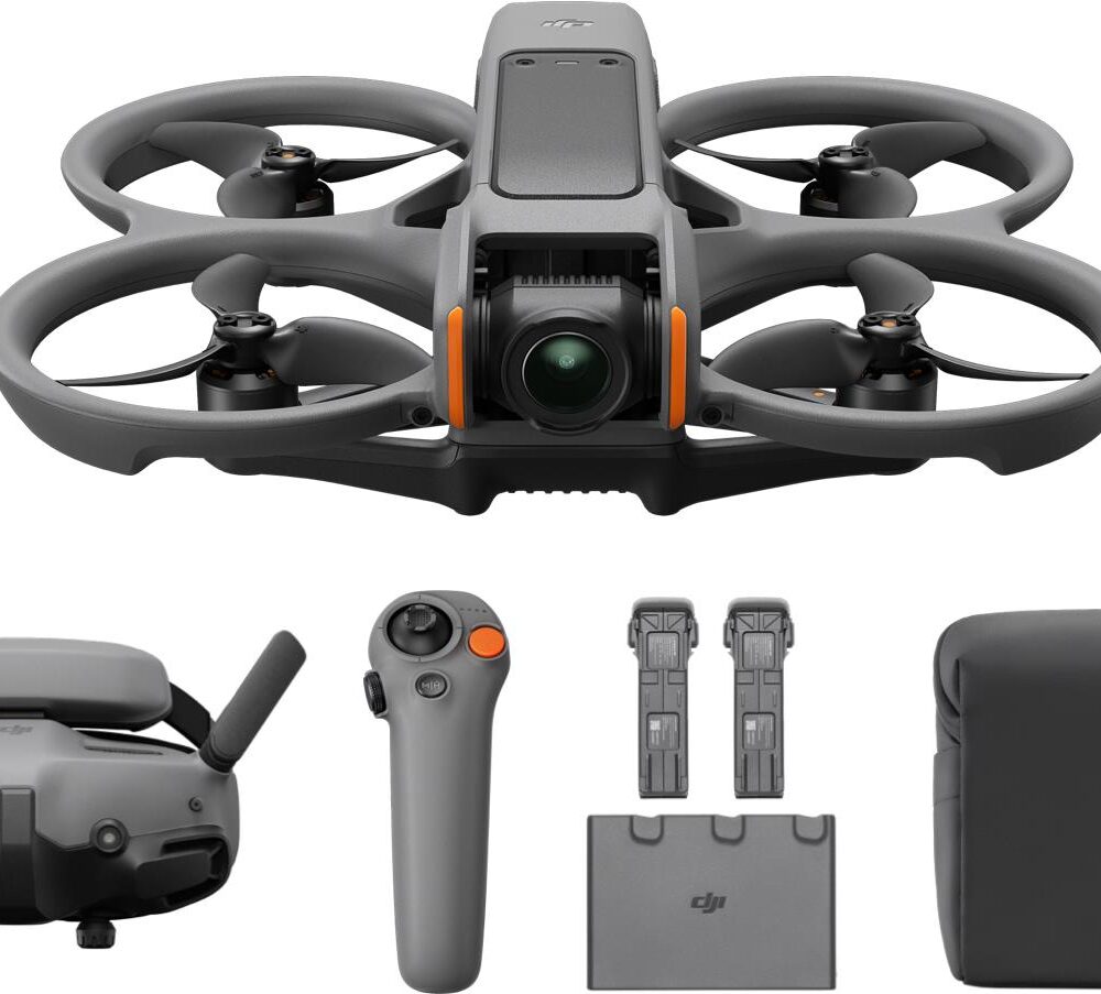 DJI Avata 2 Fly More Combo (3 Batteries) 4 Rotoren Quadrocopter 12 MP 3840 x 2880 Pixel 2150 mAh Schwarz (164751)