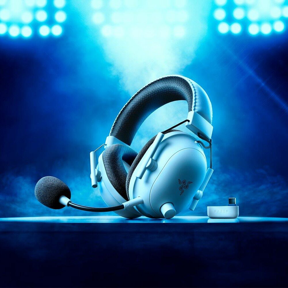 Razer BlackShark V2 PRO - Für PlayStation - Headset - ohrumschließend - Bluetooth / 2,4 GHz Funkfrequenz - kabellos - weiß (RZ04-04530600-R3G1)