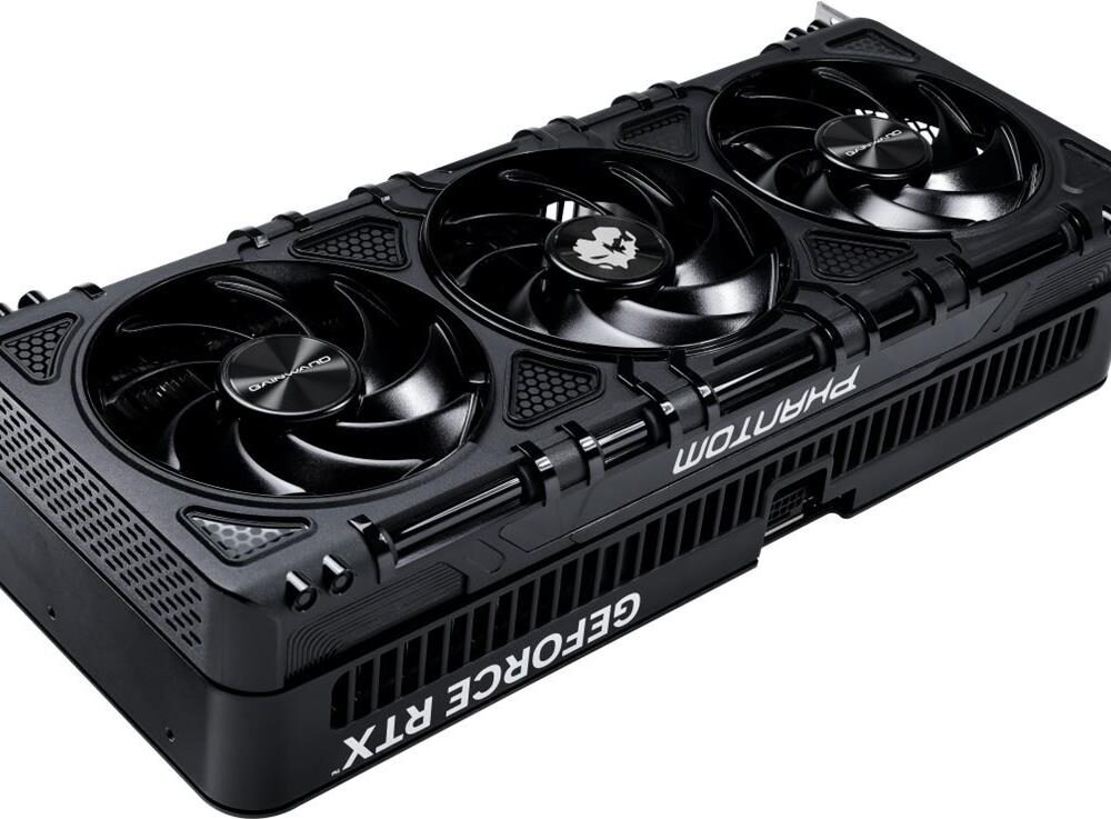 Gainward GeForce RTX 5070 Ti Phantom - Grafikkarten - GeForce RTX 5070 Ti - 16 GB (NE7507T019T2-GB2030P)