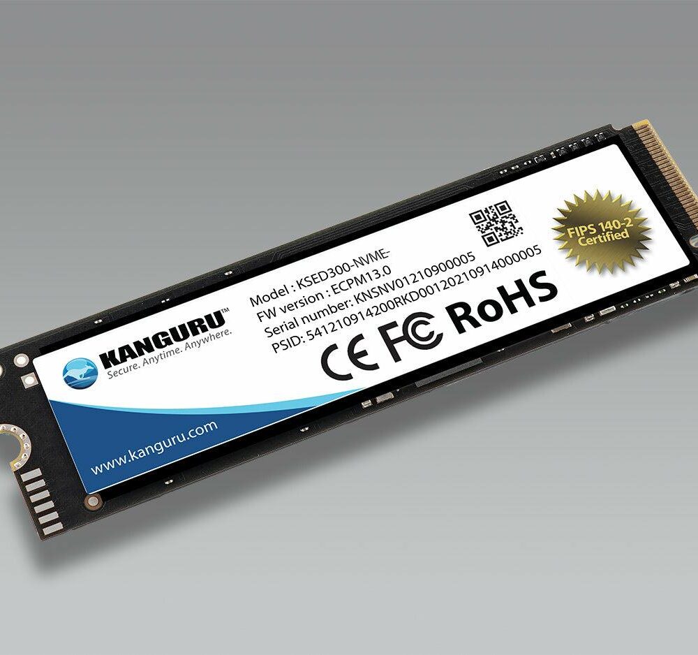 iStorage Kanguru Defender - SSD - verschlüsselt - 2TB - intern - M.2 2280 - PCIe 3,0 x4 (NVMe) - 256-Bit-AES, FIPS 140-2 Level 2, FIPS 197 - TCG Opal Encryption 2,0 - TAA-konform (KSED300-NVME-2T)
