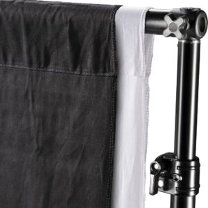 Walimex Hintergrundsystem-Set 120-307 cm (2x Stoffhintergründe 2,85 x 6 m, 1 Teleskopstange, 2 Stative und inkl. Transporttasche) schwarz und weiß, 18277 (1018277)