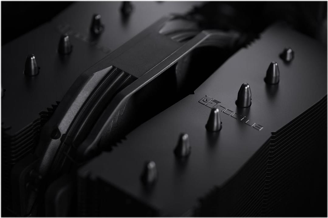 Noctua chromax NH-D15S - Prozessor-Luftkühler - (für: LGA1851, LGA1700, LGA1200, LGA1156, LGA1155, LGA1151, LGA1150, AM5, AM4, AM3+, AM3, AM2+, AM2, FM2+, FM2, FM1) - Kupfer-Bodenplatte und vernickelte Aluminium-Finnen - 140 mm - Schwarz (NH-D15S CH.BK)