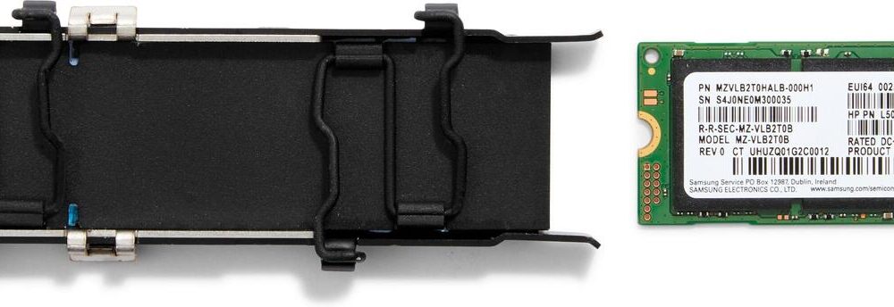 HP - SSD - verschlüsselt - 2TB - intern - M.2 2280 - PCIe 4,0 x4 - Self-Encrypting Drive (SED), TCG Opal Encryption 2,0 - für Workstation Z2 G8, Z2 G9 (SFF, Tower) (223A4AA)