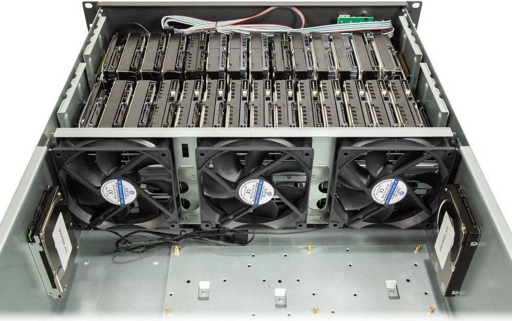 Inter-Tech 4F28 - Rack - Schwarz - Silber - ATX,EATX,Mini-ITX,uATX - Stahl - 4U - 15,5 cm (88887352)