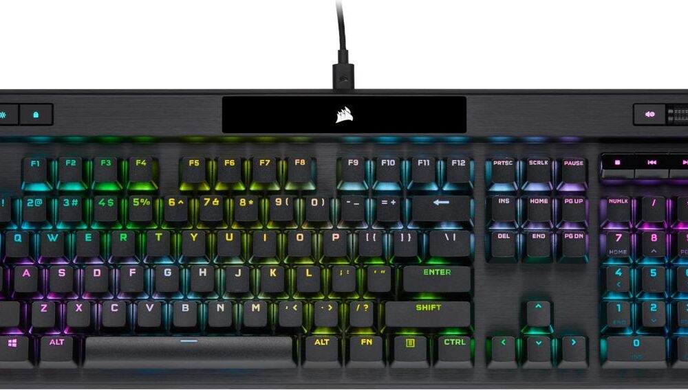 CORSAIR Gaming K70 RGB PRO - Tastatur - Hintergrundbeleuchtung - USB - Deutsch - Tastenschalter: CORSAIR OPX RGB - Schwarz