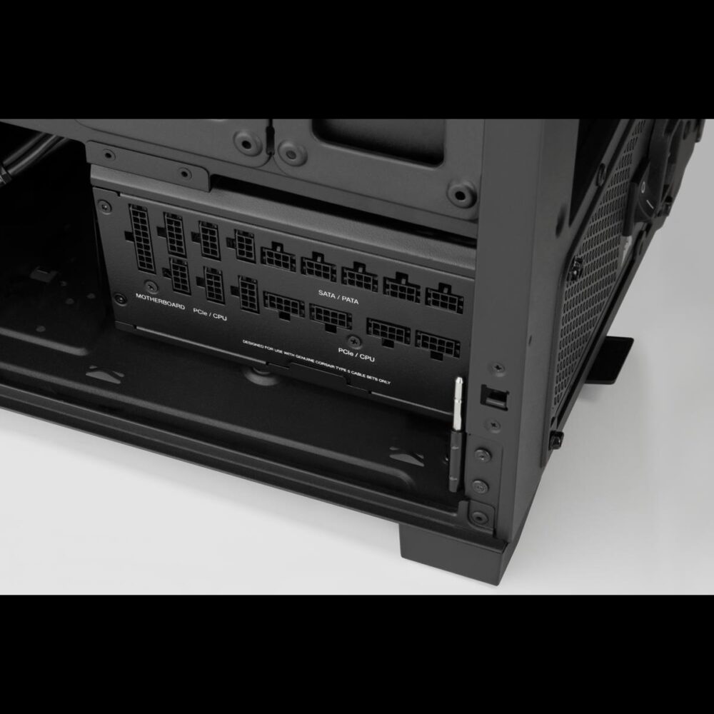 CORSAIR RMx Series RM1200X SHIFT - Netzteil (intern) - ATX12V 3.0 - EPS12V 2,92 - 80 PLUS Gold - Wechselstrom 100-240 V - 1200 Watt - Europa (CP-9020254-EU)