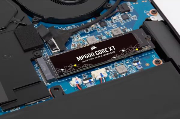 CORSAIR MP600 CORE XT - SSD - 4TB - intern - M.2 2280 - PCIe 4,0 x4 (NVMe) (CSSD-F4000GBMP600CXT)