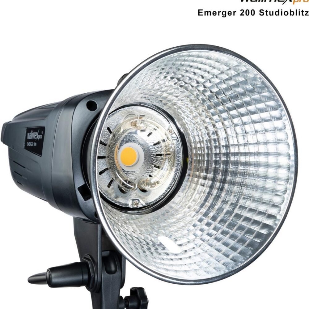 Walimex pro Emerger 200 Studioblitzleuchte - leistungsstarke Studio Blitzleuchte mit 2,4 GHz Empfänger, 200 Ws, kurzer Wiederaufladezeit, LED-Einstelllicht, 16 Kanäle und 4 Gruppen, kompakt und mobil (1023356)