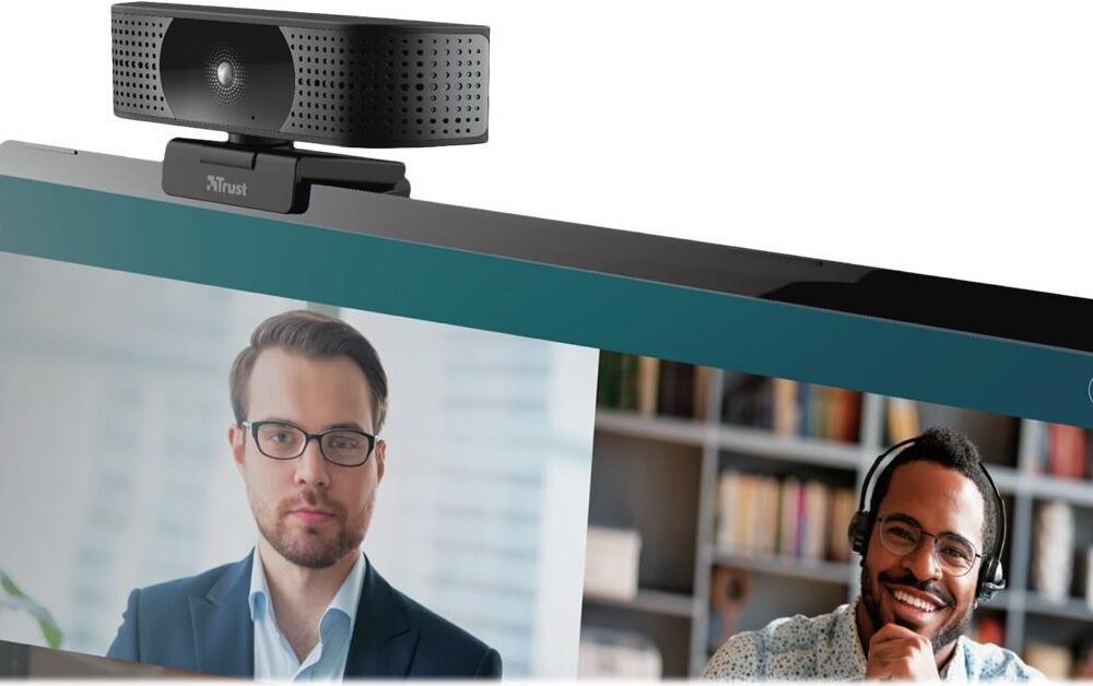 TRUST Teza 4K Ultra HD Streaming-Webcam, Autofokus, Dual-Mikrofon, Dreibeinstativ incl. (24280)