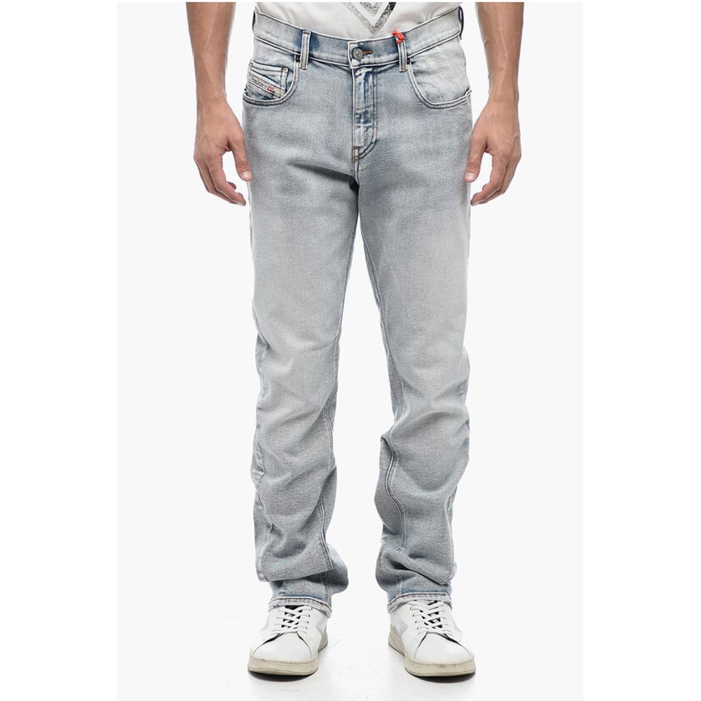 Light-washed 2021 D-VOCS Denims L.32