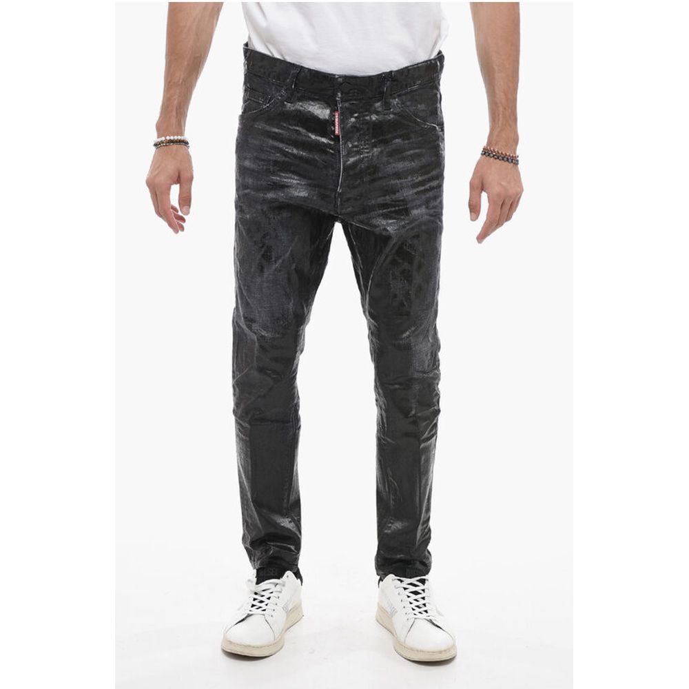 Long Crotch Relax Denims with Distressed Detail
