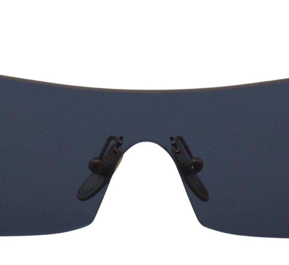 Elegant Metallic Hue Eyewear