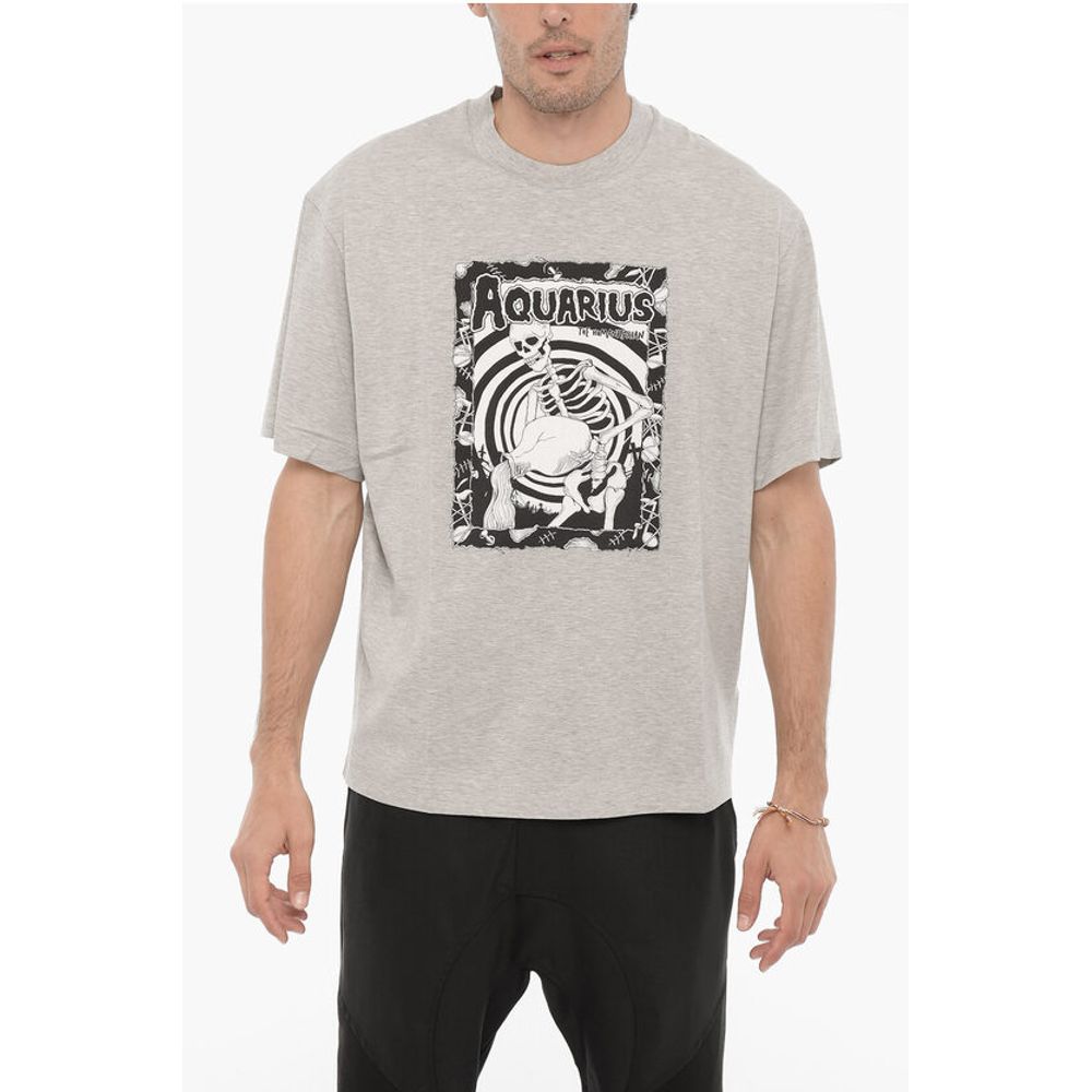 Printed AQUARIUS THE HUMANITARIAN Crew-neck T-Shirt