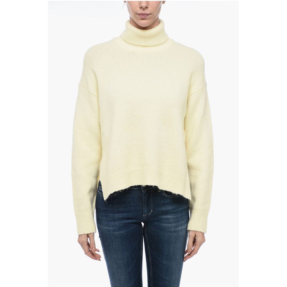 Turtleneck ISSA Oversized Pullover