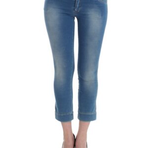 Chic Blue Capri Jeans for Elegant Summers