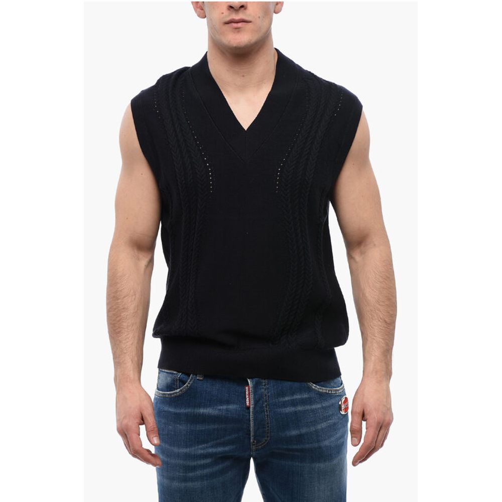 Cable Knit Cotton Blend Vest with V Neck