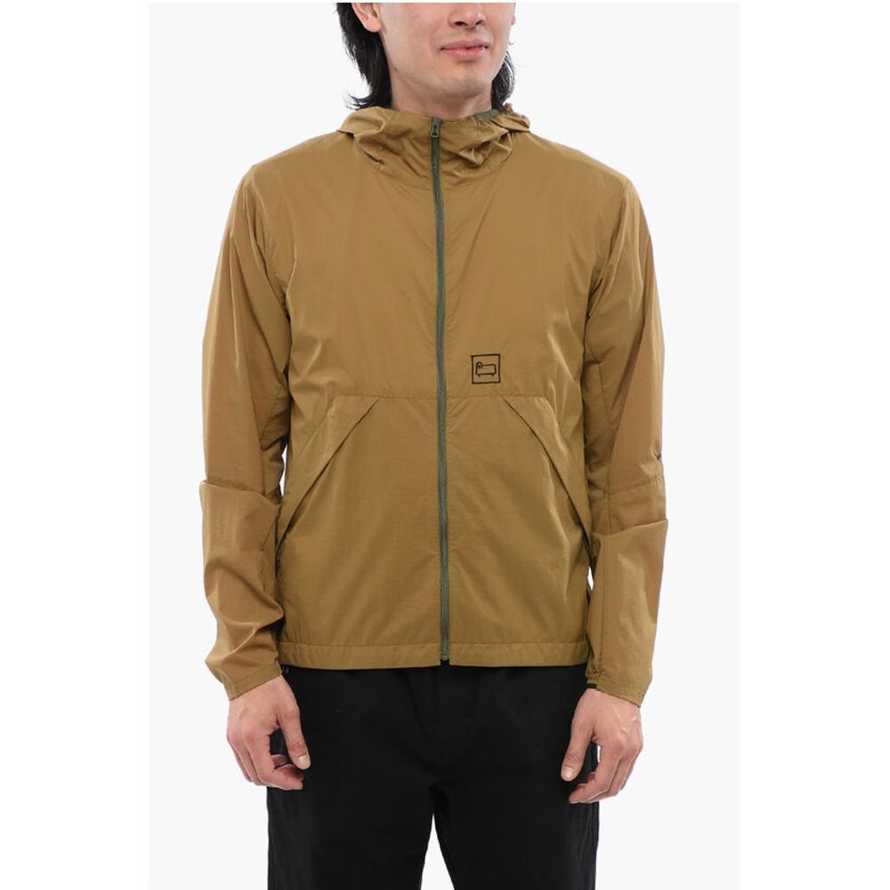 Logoed HIGH AERATION Windbreaker